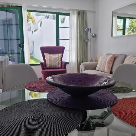 Lanzamar 2 Bedroom 公寓