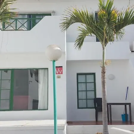 Lanzamar 2 Bedroom شقة *